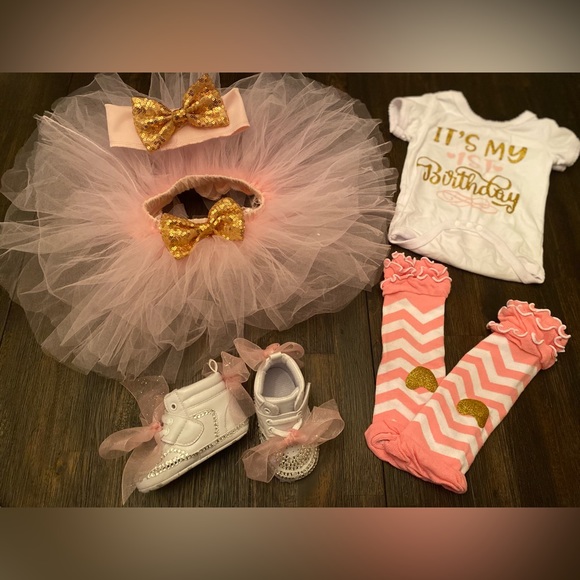 🎀  𝒫𝒾𝓃𝓀, 𝒷♡𝓌𝓈, 𝒶𝓃𝒹 𝒷𝓁𝒾𝓃𝑔❢  🎀 - Picture 4 of 4